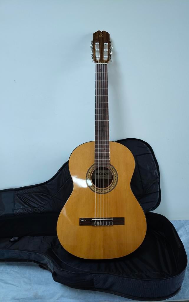 Akoestische gitaar Admiro Rosaria, Musique & Instruments, Instruments à corde | Guitares | Acoustiques, Enlèvement, Comme neuf