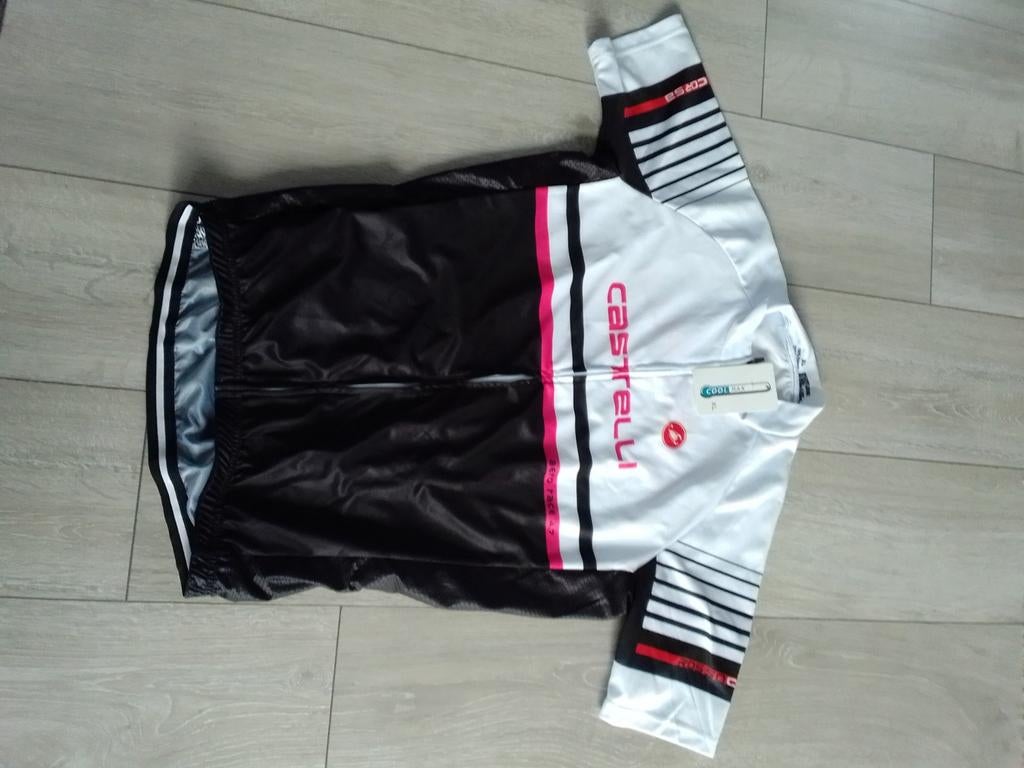 Castelli, neuf, 2 pulls et shorts, Vélos & Vélomoteurs, Accessoires vélo | Vêtements de cyclisme, Enlèvement, XL