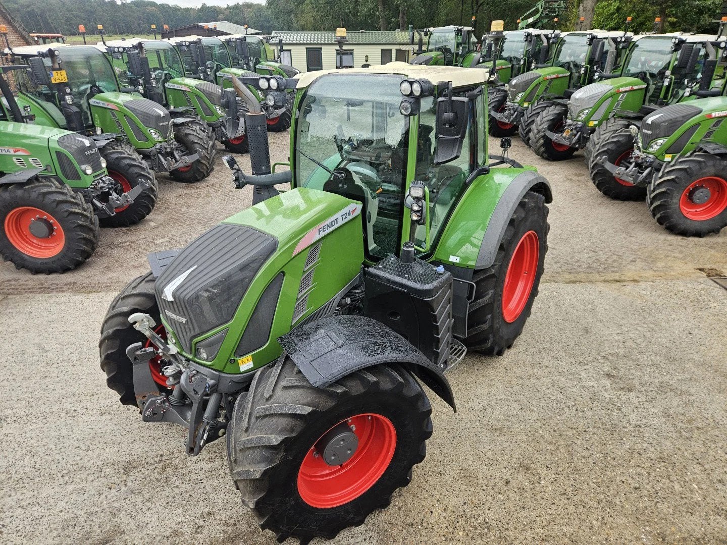 Fendt 724 S4 Power Plus 3950h gps 718 720 722, Info@robluijkx.nl, Utilisé, Fendt, 1
DE