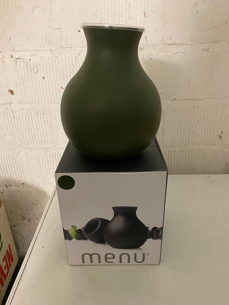 Menu disign vaas, Huis en Inrichting, Woonaccessoires | Vazen, Ophalen of Verzenden, Zo goed als nieuw
