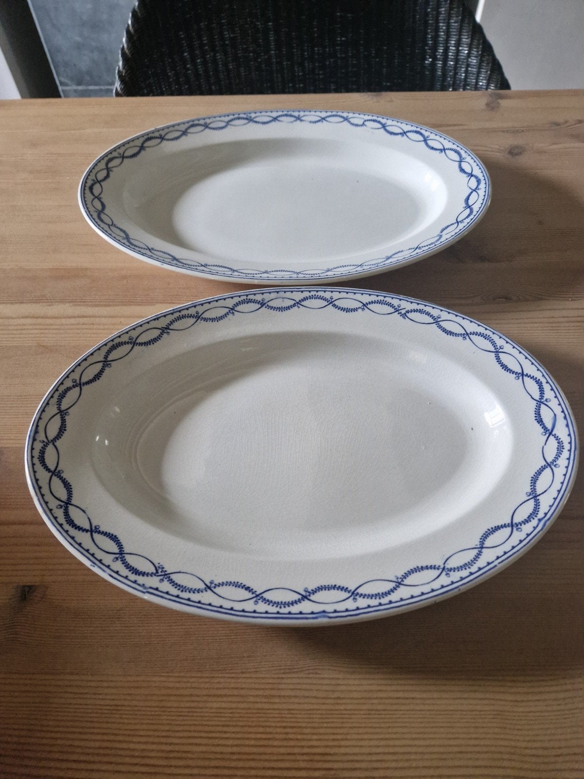 2 plats Boch Modèle GG, Antiquités & Art, Enlèvement