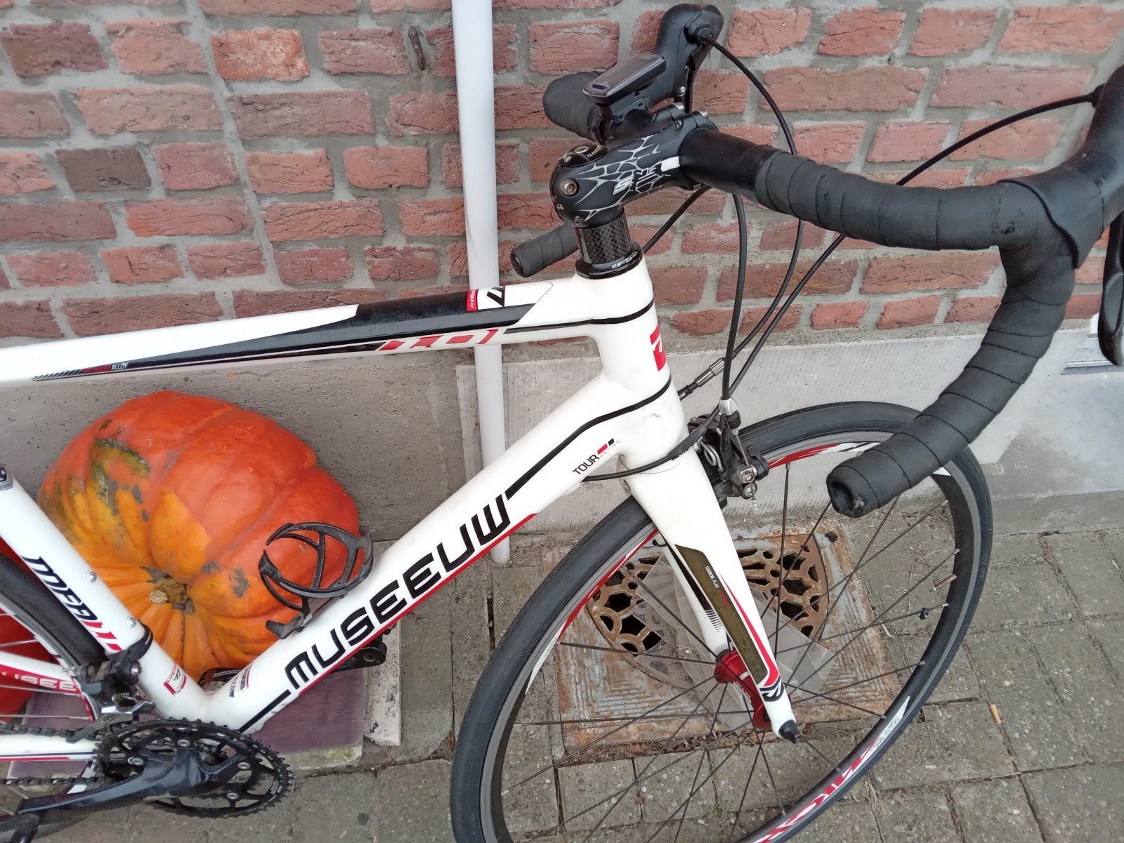 museeuw koersfiets, Fietsen en Brommers, 28 inch, Gebruikt, Velgrem, Ophalen of Verzenden