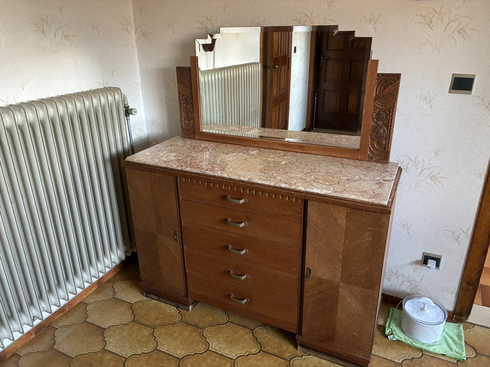 Comode kast met marmer blad, Enlèvement, Comme neuf