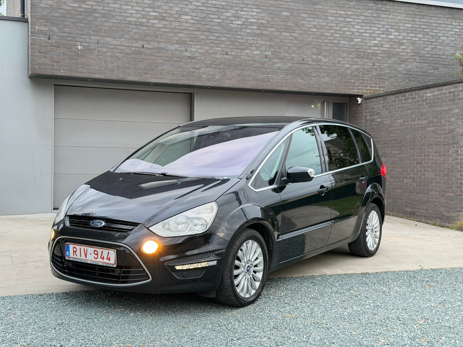 Ford S-max AUTOMATIQUE 2012 tres propre, Auto's, Ford, Automaat, Monovolume, Zwart, Zwart