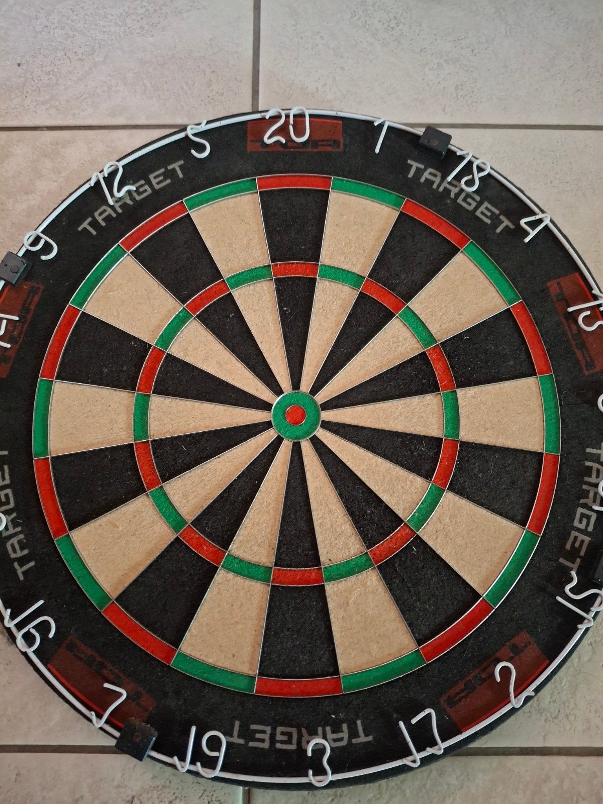 Target dartsbord merk tor, Sport en Fitness, Ophalen