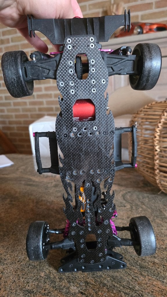 Sakura d4 alu en carbon, Enlèvement, Comme neuf, 1:9 à 1:12, Voiture