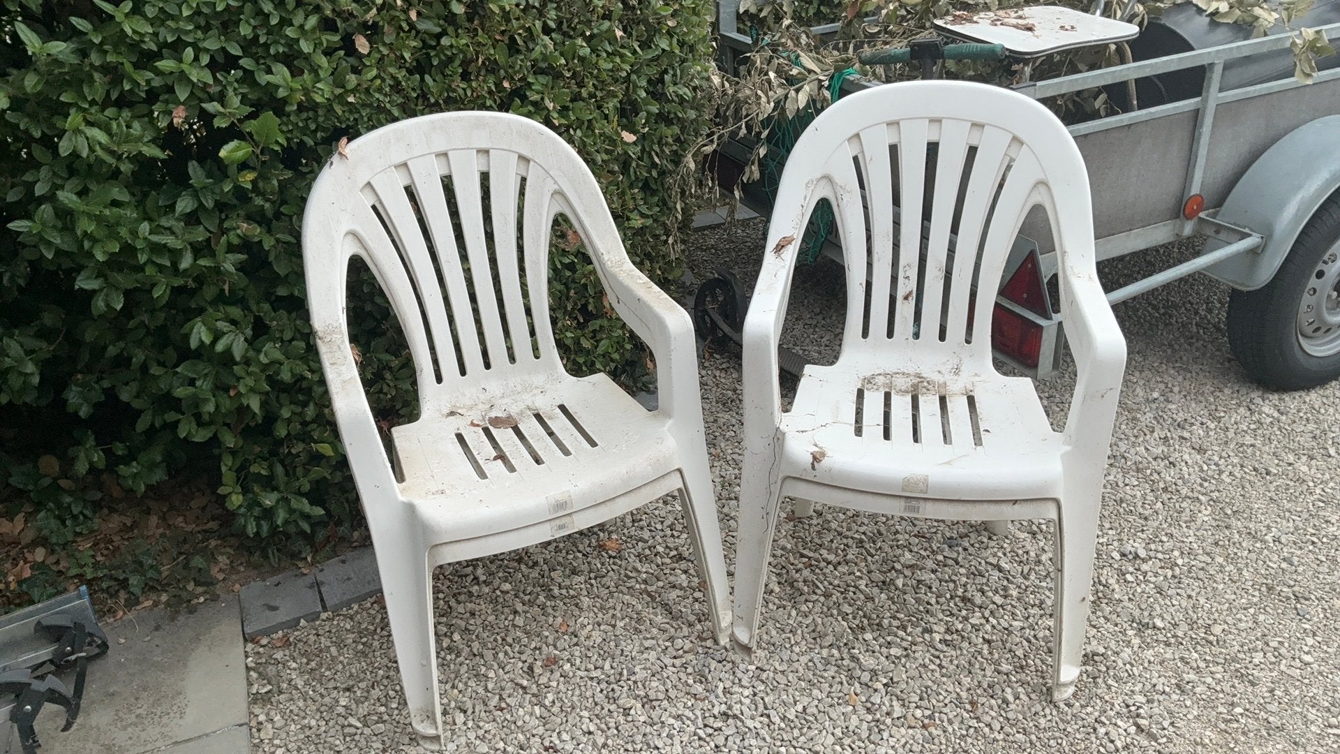 4 tuinstoelen plastiek, Ophalen, Gebruikt