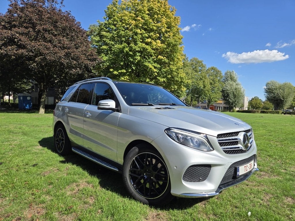 Mercedes-Benz GLE 500e 4MATIC – 442 PK V6 | FULL OPTIONS |, Auto's, Automaat, Zwart, GLE, 2996 cc
