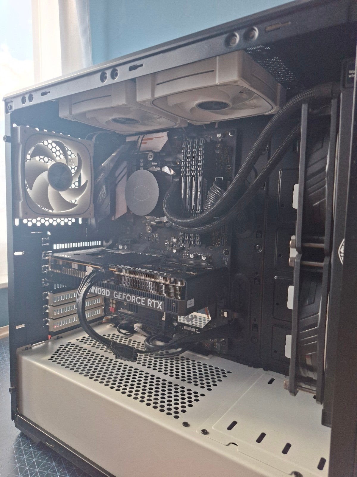 Krachtige game pc met een RTX 5060 (4maanden oud), Computers en Software, Desktop Pc's, Ophalen of Verzenden, Gaming, HDD