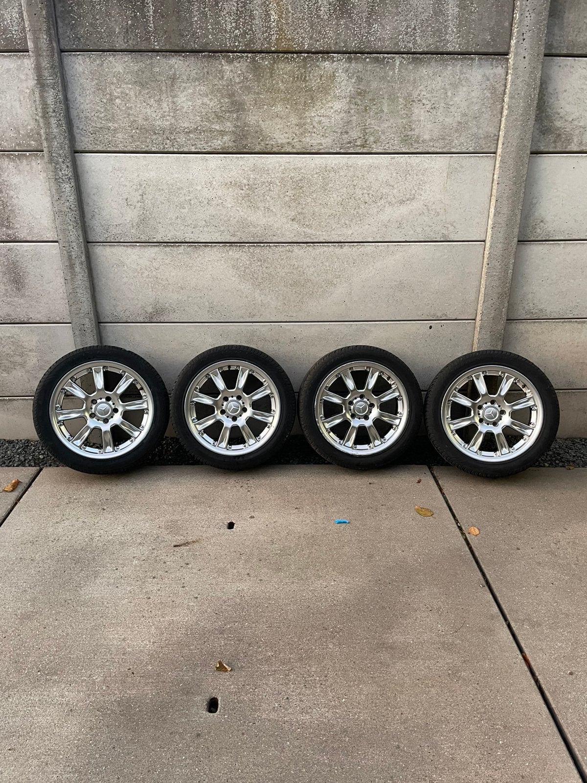 Jantes Mercedes 5x112 pneus 225/45R17, Pneus et Jantes, Véhicule de tourisme, Pneus été, 17 pouces