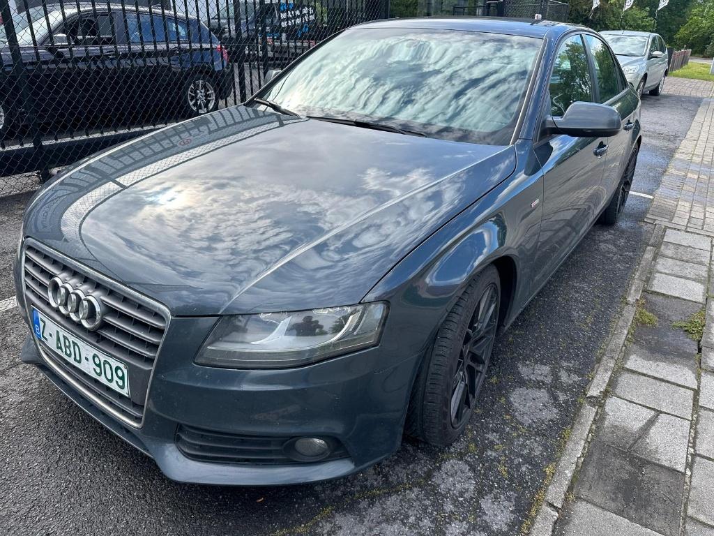 AUDI A4 S LINE NAVI CRUISE AUTO AIRCO, Auto's, Euro 5, Zwart, A4, Bedrijf