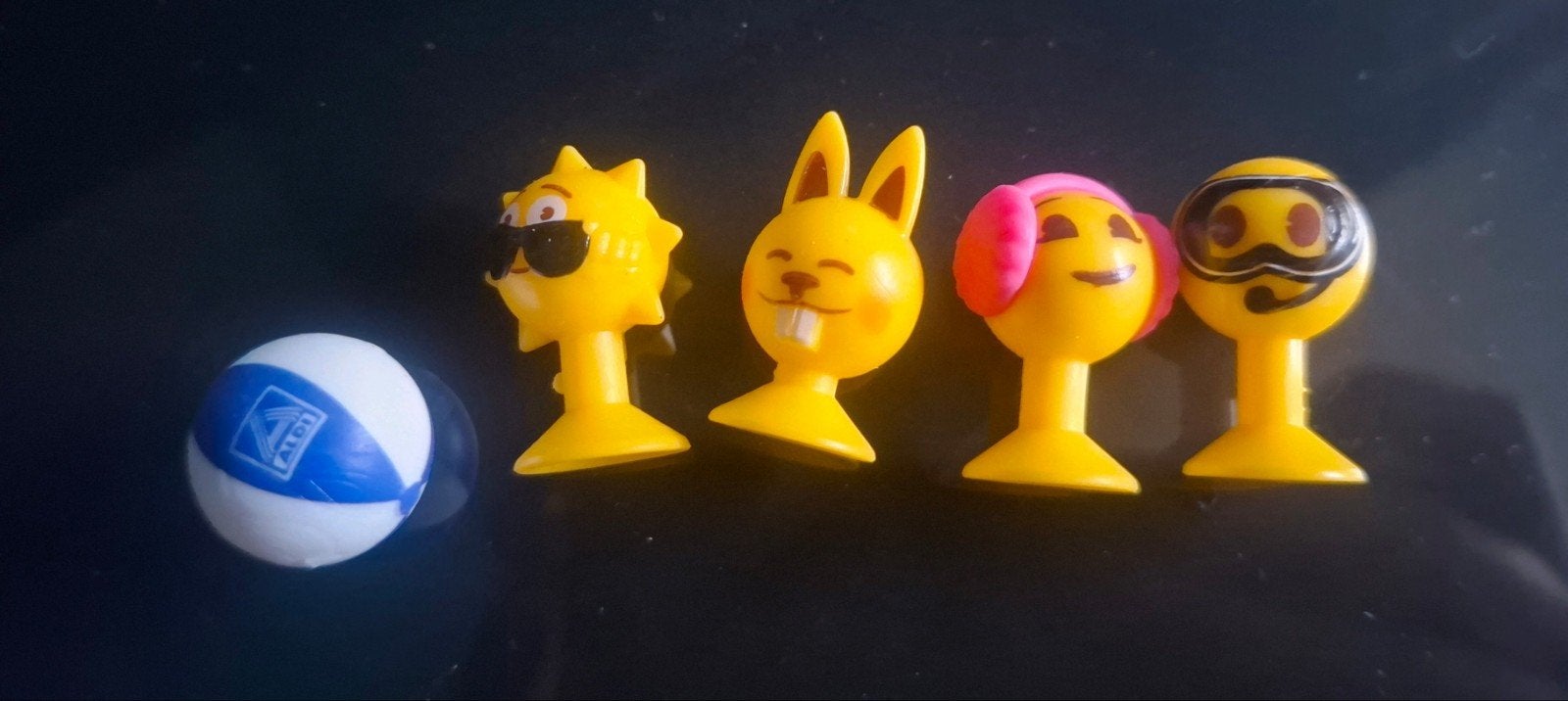 Aldi Emoji's., Aldi, Enlèvement
