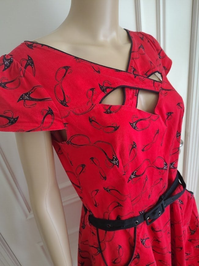leuke vintage / retro jurk van voodoo vixen, Verzenden, Zo goed als nieuw, Voodoo vixen, Rood