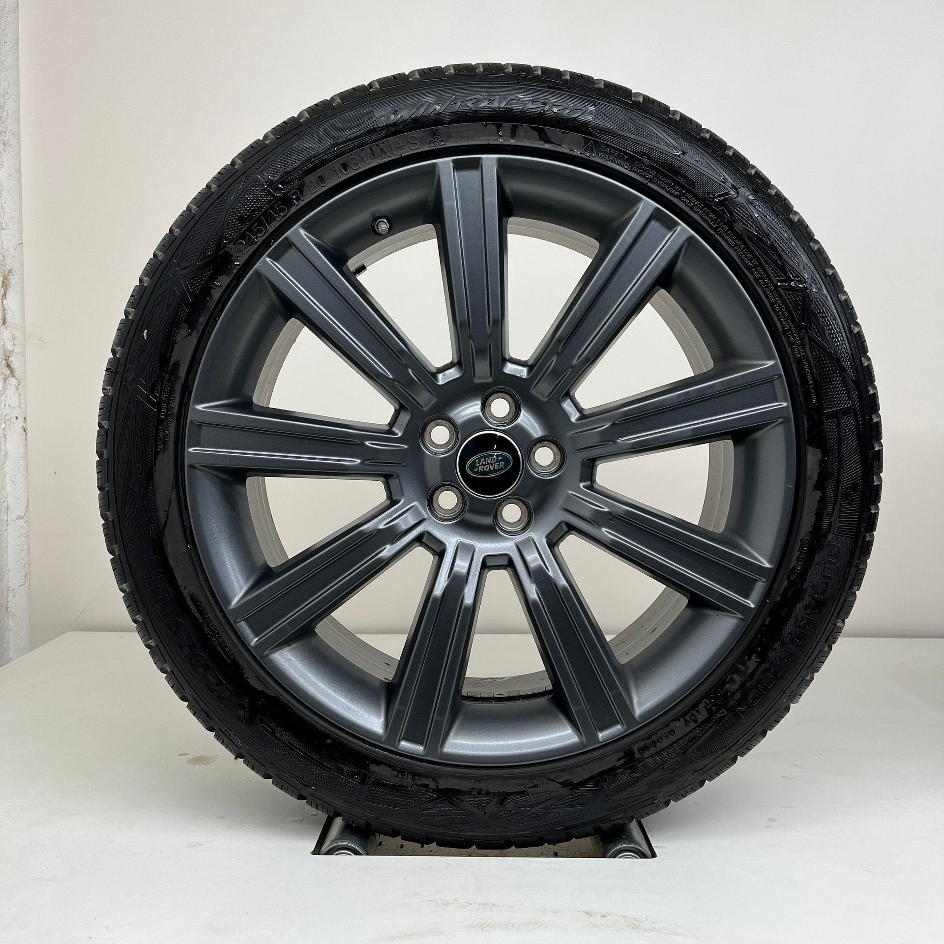 Land Rover Range Rover Evoque - 20 inch - winterbanden, Auto-onderdelen, Banden en Velgen, Banden en Velgen, Winterbanden, 20 inch