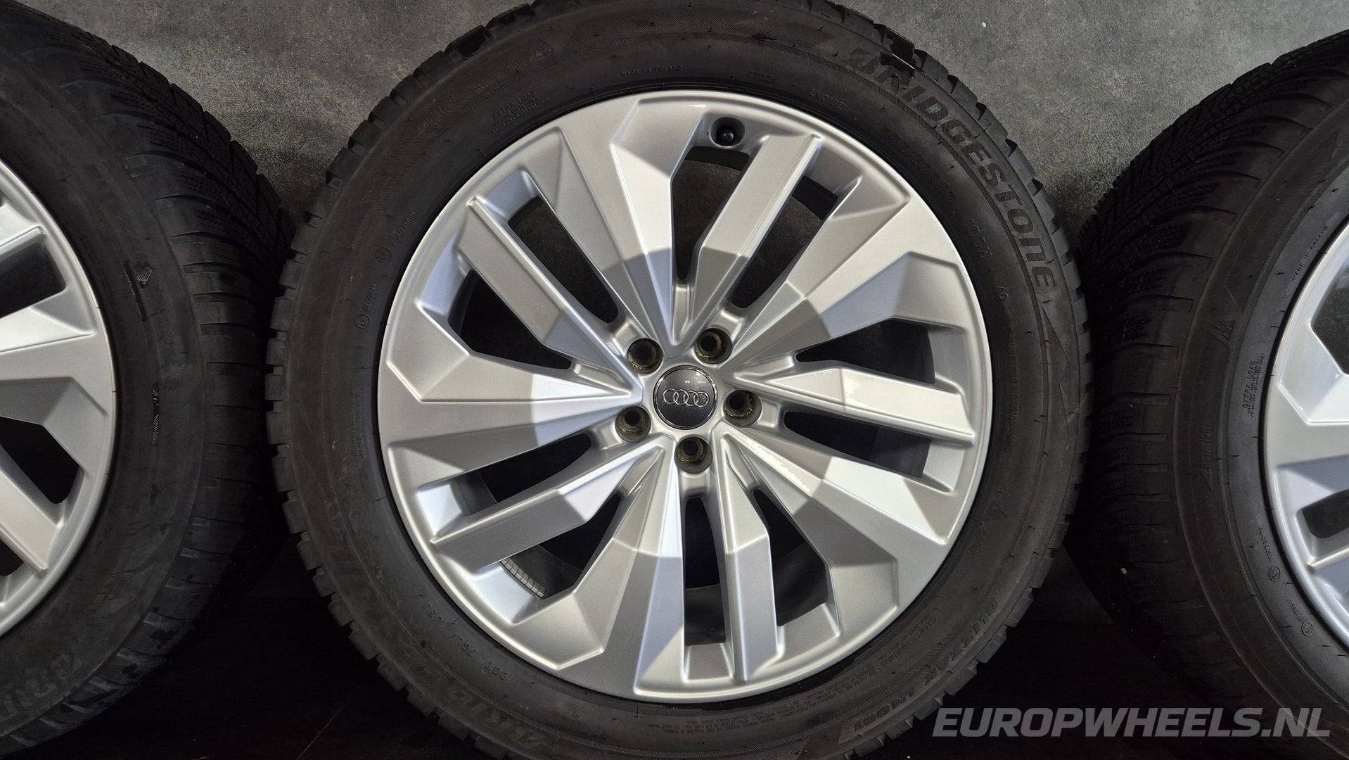 Jantes 20 pouces pour Audi Q8 et Q7 e-tron avec pneus hiver, Pneus et Jantes, Pneus hiver, 255 mm, Véhicule de tourisme