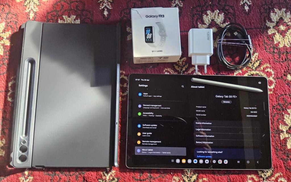 Samsung Galaxy Tab S9 FE+, 256 Go, presque neuf, accessoires, Enlèvement ou Envoi
