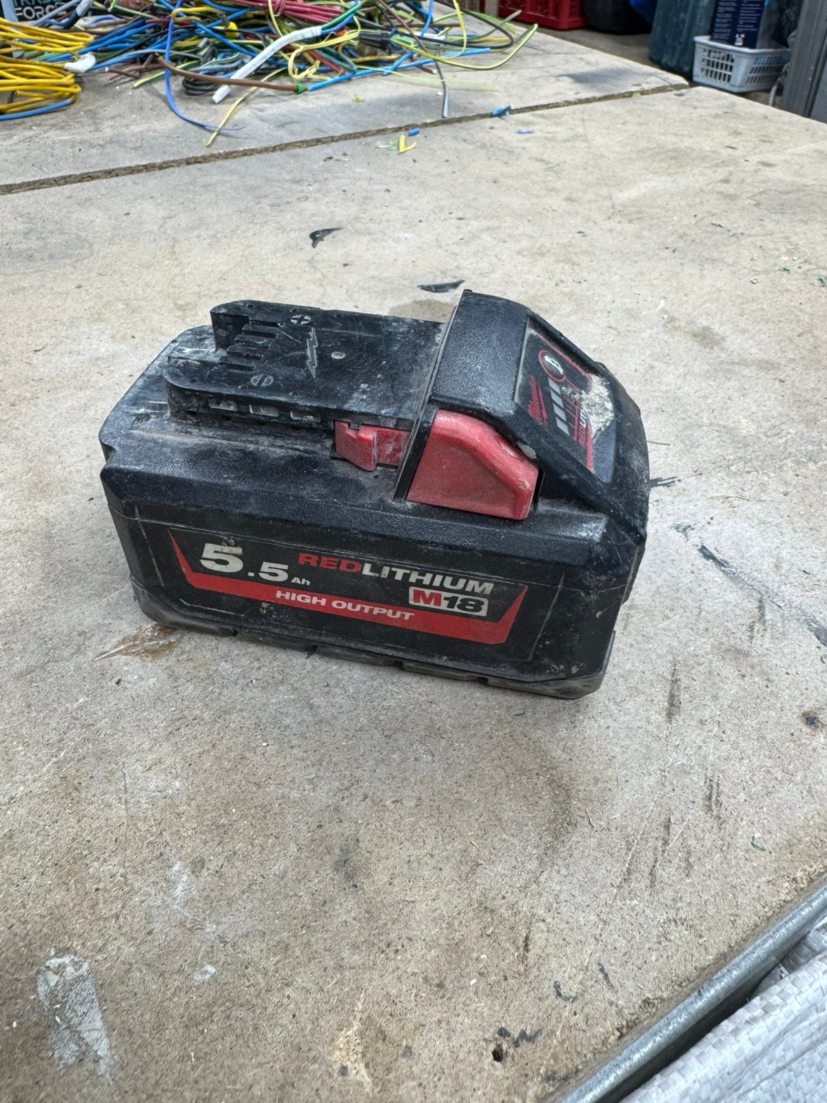 Milwaukee batterij 5.5ah m18, Ophalen, Zo goed als nieuw
