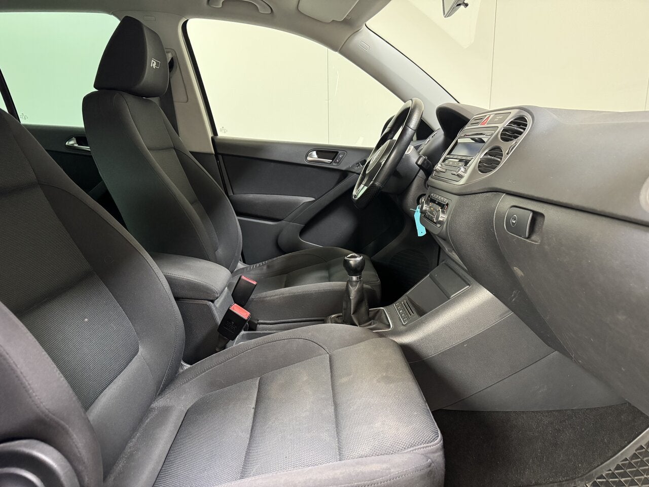Volkswagen Tiguan 2.0d Man. - R Line - Airco - Goede Staat!, Autos, Volkswagen, 0 kg, Achat, 139 g/km, 4 portes