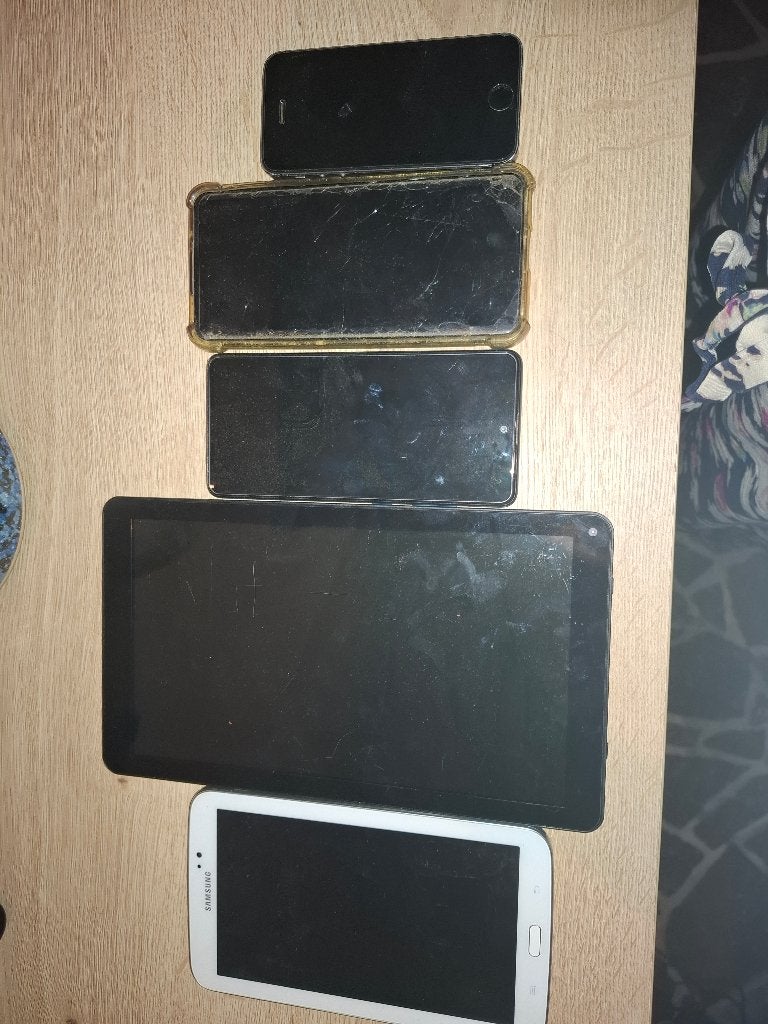 Lot oude gsm's en tablets, Ophalen, Gebruikt