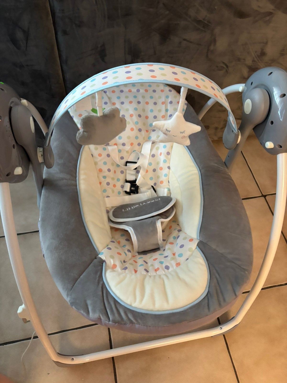 Nouveau fauteuil à bascule, acheté récemment, Neuf, Autres marques, Avec ceinture(s), Enlèvement