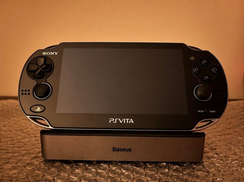 PS Vita avec SD de 128 Go, tous les jeux PSP, PS1, PS Vita., Enlèvement ou Envoi, Comme neuf, Noir, Avec jeux