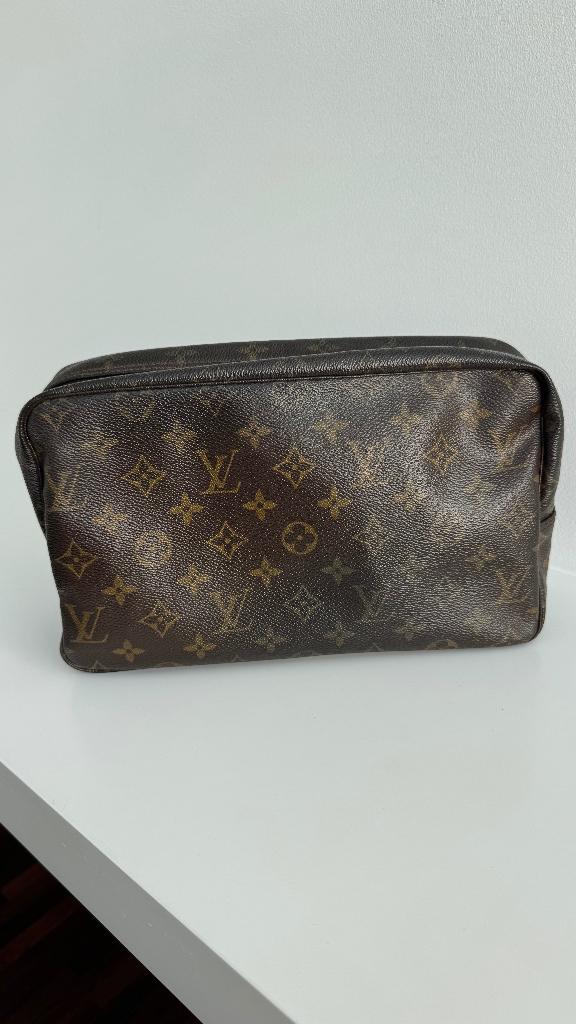 Vintage Louis Vuitton Trousse Toilette GM Cosmetic Pouch, Handtassen en Accessoires, Tassen | Damestassen, Gebruikt, Overige typen