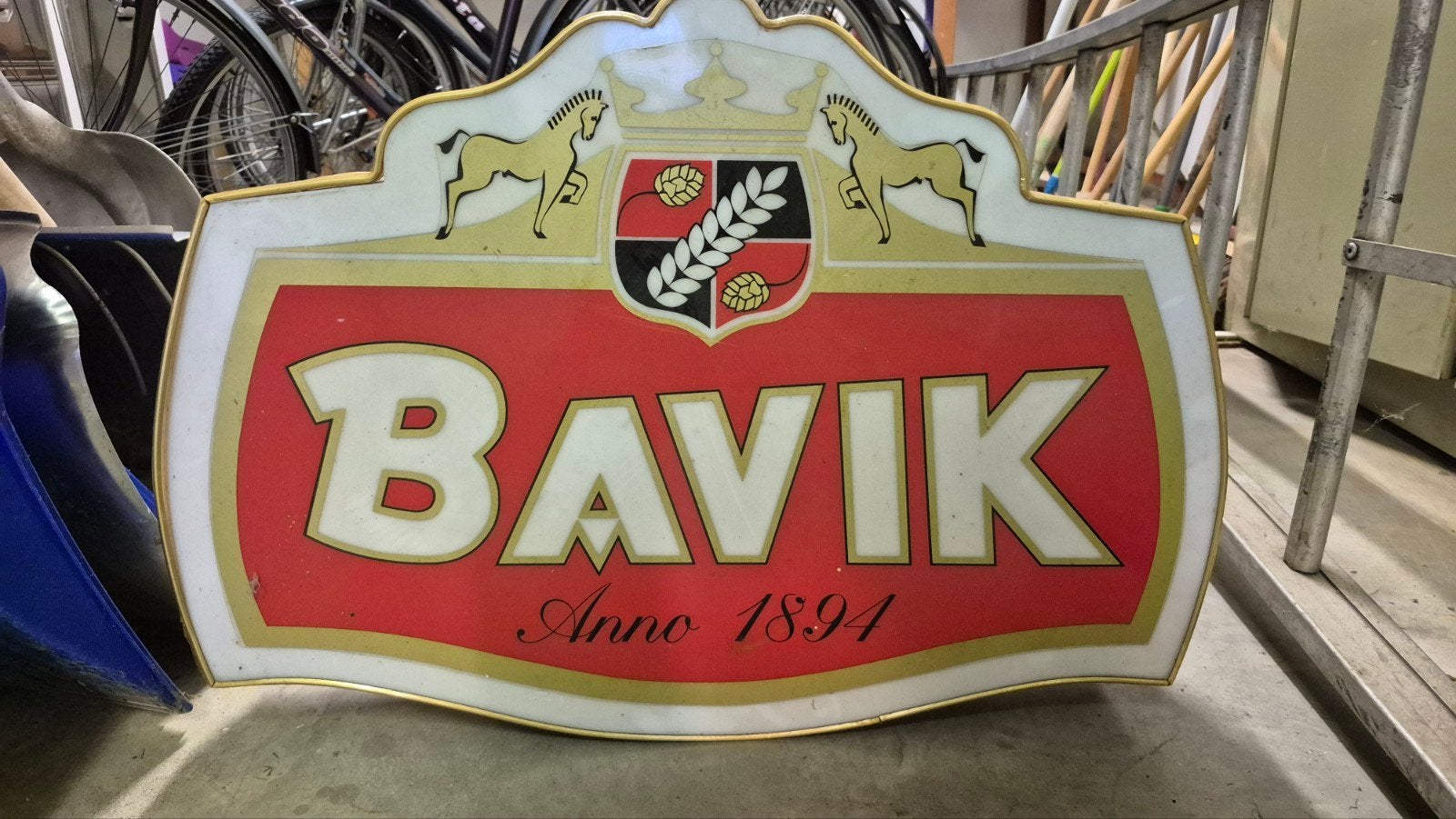 Lichtreclame Bavik, Ophalen of Verzenden