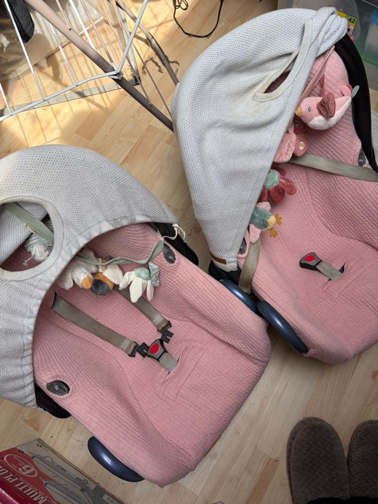 2 maxi cosi, Kinderen en Baby's, Autostoeltjes, Ophalen, Gebruikt, Maxi-Cosi