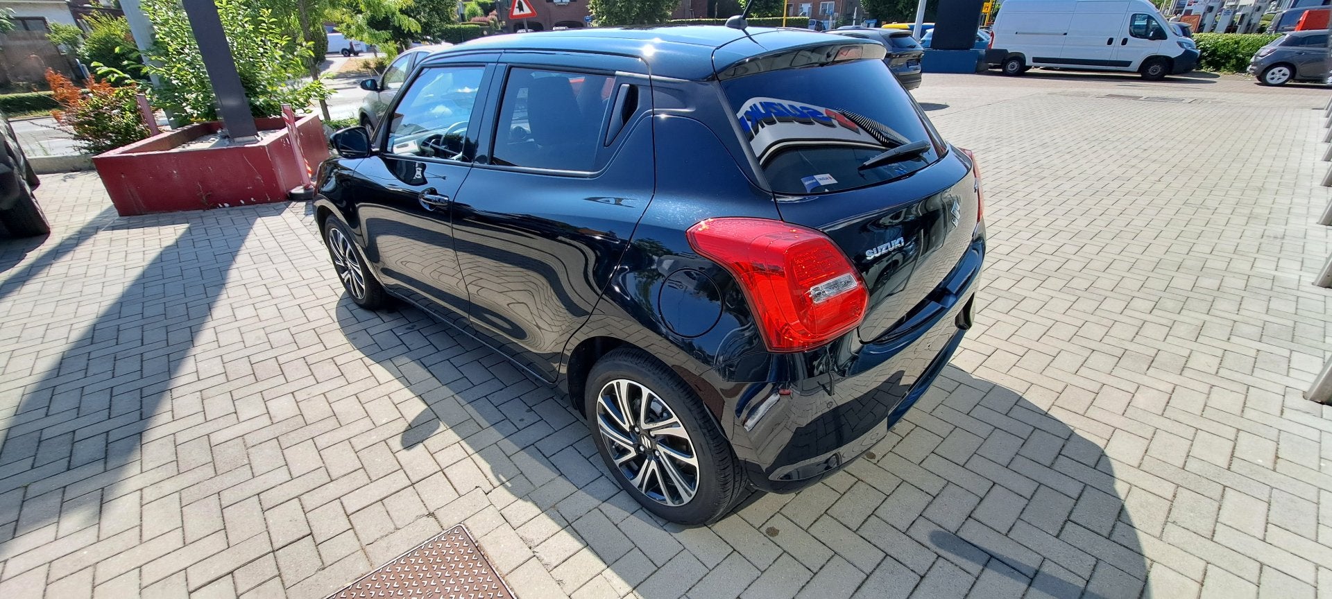 Suzuki Swift GLX (bj 2024, automaat), Automaat, Gebruikt, Overige kleuren, Parkeersensor