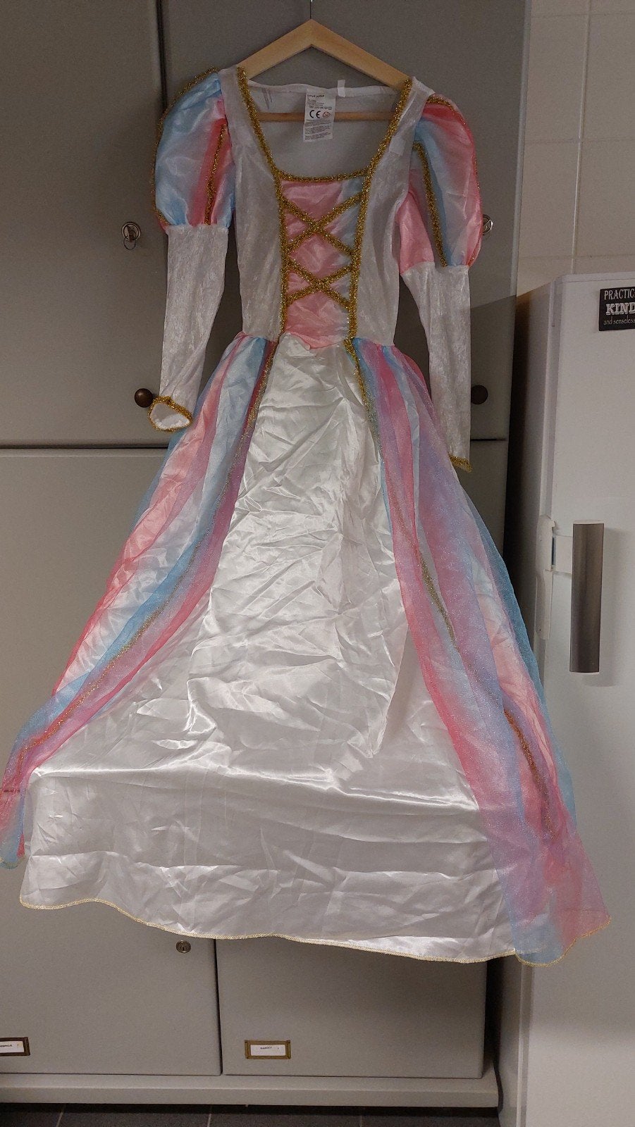 Mooi prinsessenkleed maat L kids, Ophalen