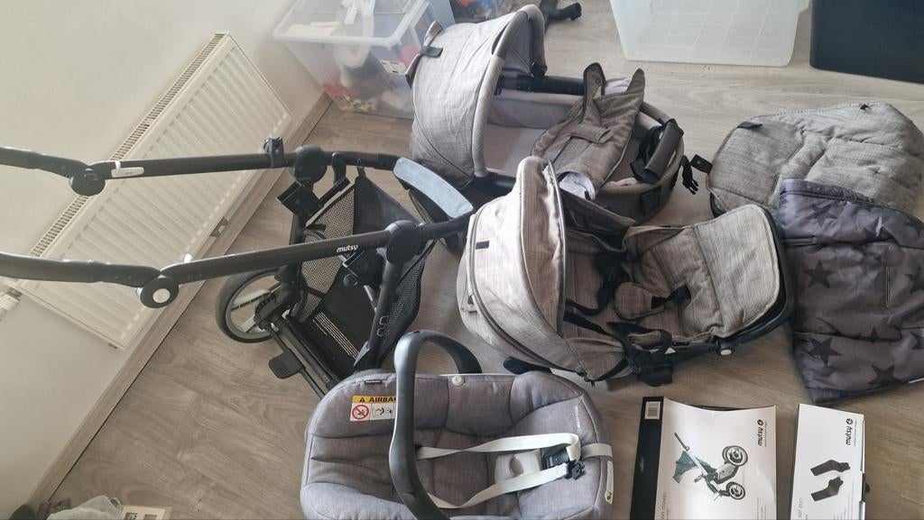 Mutsy Evo Farmer Earth + maxi cosi + accessoires, Ophalen, Zo goed als nieuw, Combiwagen, Mutsy