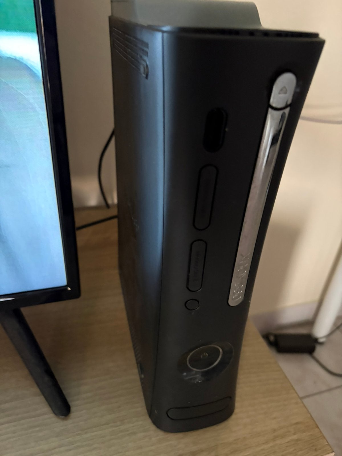 Xbox 360 met 12 games, Consoles de jeu & Jeux vidéo, Consoles de jeu | Xbox 360, Utilisé, 250 GB, Avec 1 manette, Avec jeux, Enlèvement