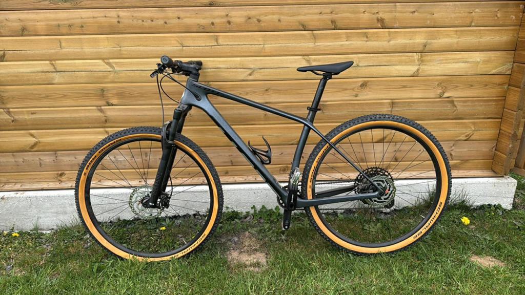 VTT specialized full carbone, 57 cm of meer, Hardtail, Zo goed als nieuw, Schijfrem