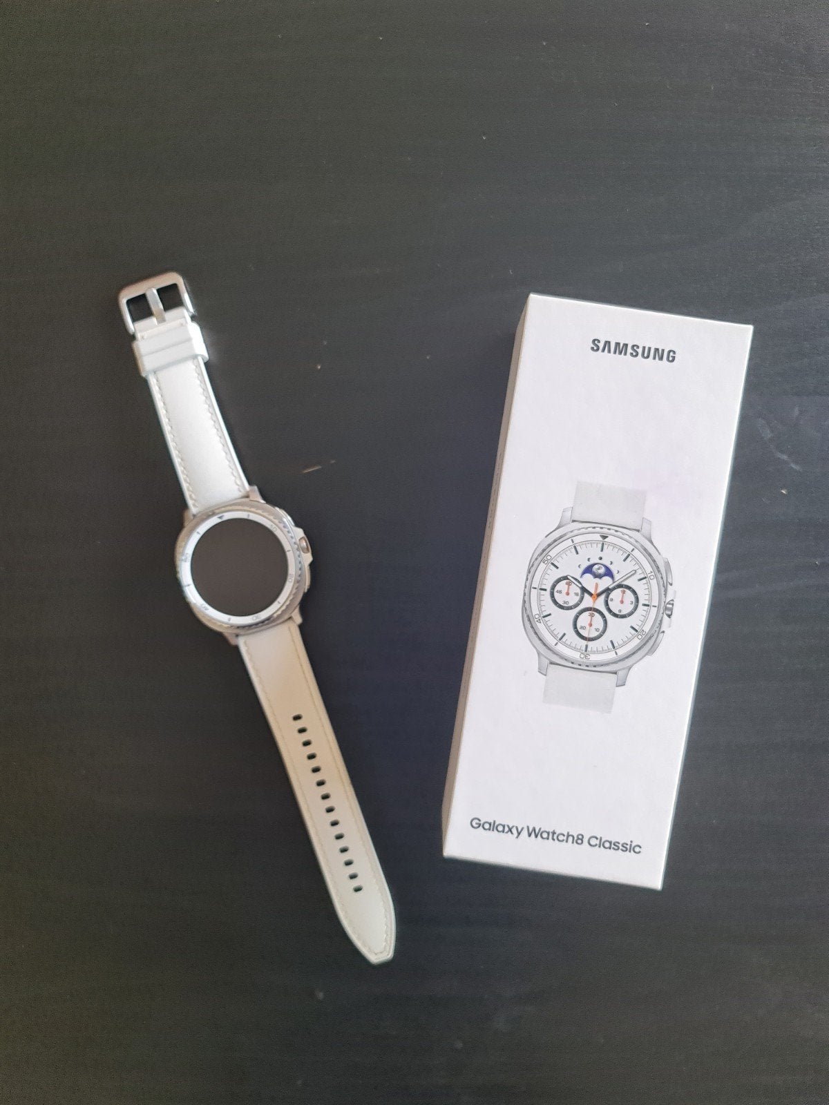 Samsung Galaxy Watch 8 Classic LTE silver / white, Ophalen of Verzenden, Zo goed als nieuw, Samsung, Waterdicht