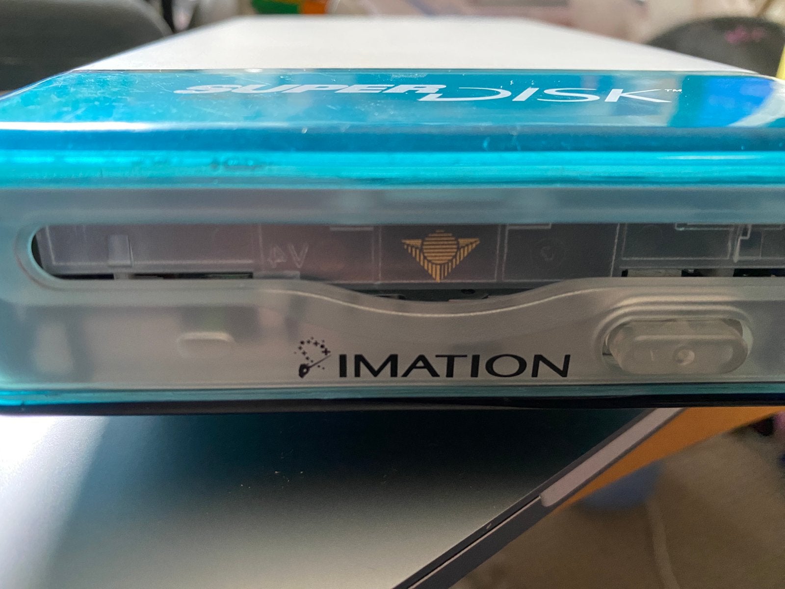 Lecteur Imation SuperDisk USB Mac – vintage Apple / iMac G3, Informatique & Logiciels, Lecteurs de carte mémoire, Utilisé, Envoi