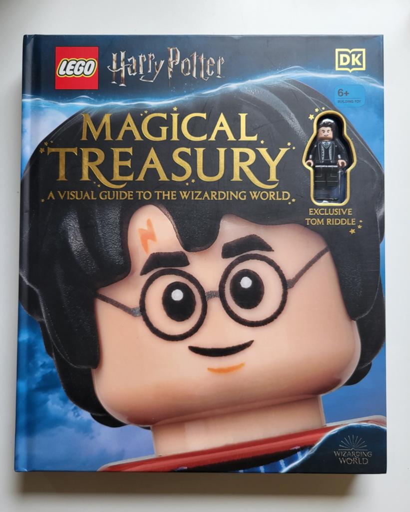 Lego boek Harry Potter, Magical Treasury, Engels., Lego, Harry Potter, Ophalen of Verzenden, Zo goed als nieuw