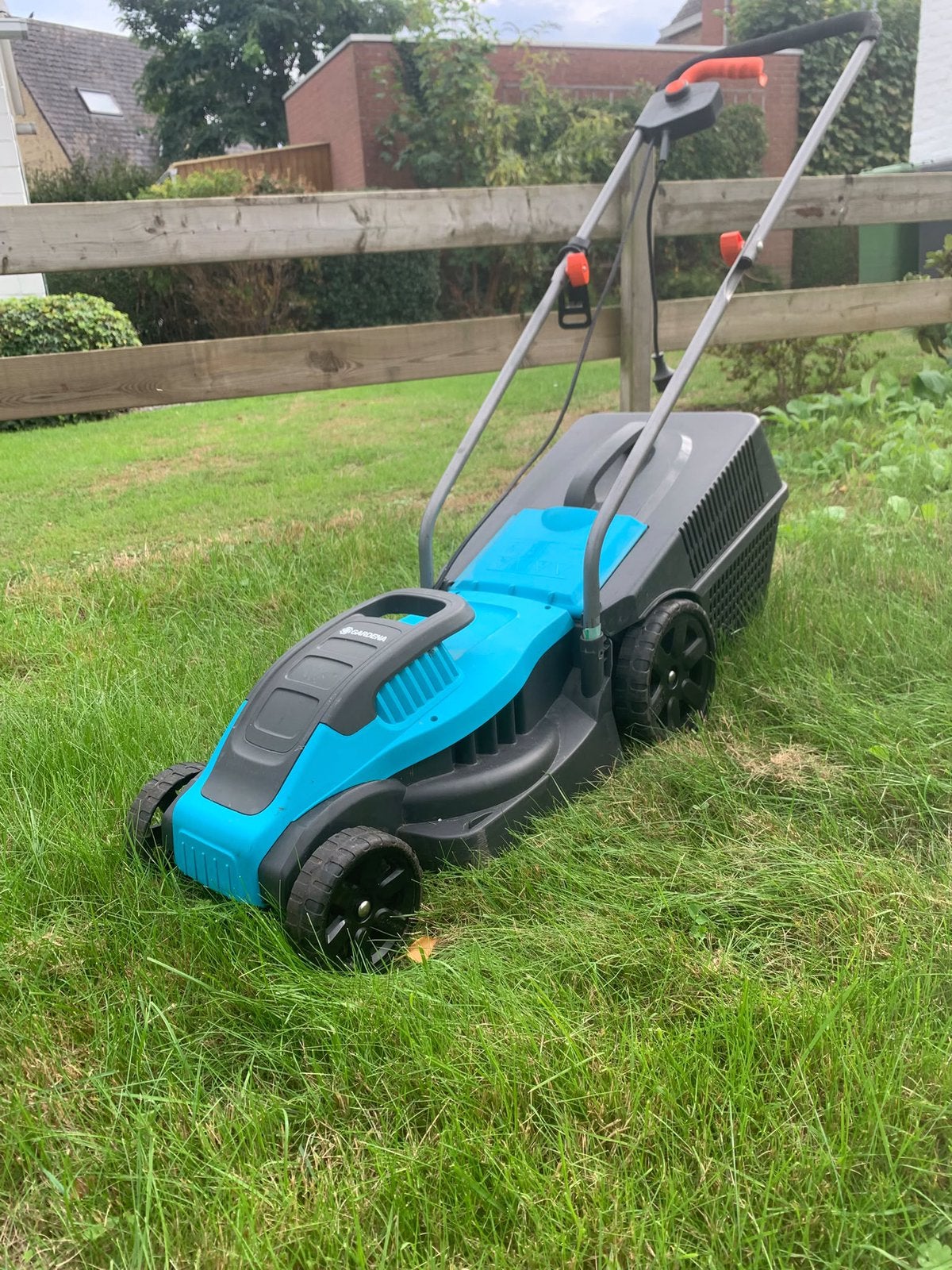 Gardena elektrische grasmachine, Tuin en Terras, Ophalen, Cirkelmaaier, Gebruikt, Elektrische grasmaaier