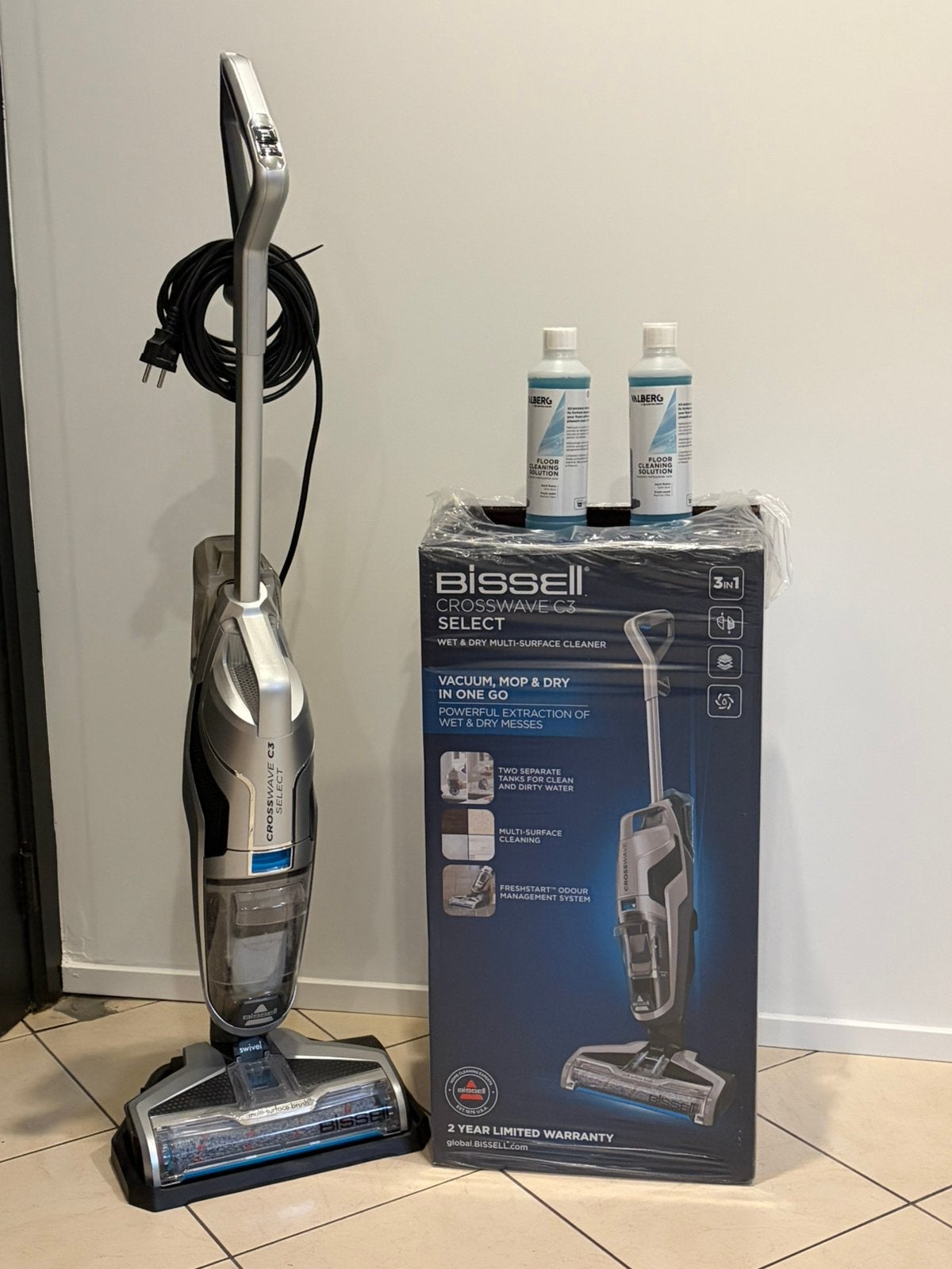 ASPIRATEUR NETTOYEUR, Enlèvement, Comme neuf