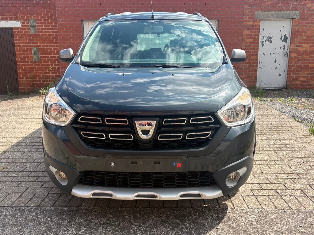 Dacia Lodgy 1.5 dCi Clim GPS Camera Euro 6d, Autos, Dacia, Achat, Euro 6, Entreprise, https://public.car-pass.be/vhr/82c735ca-9ba9-48e2-bf28-ddc40d0b749e