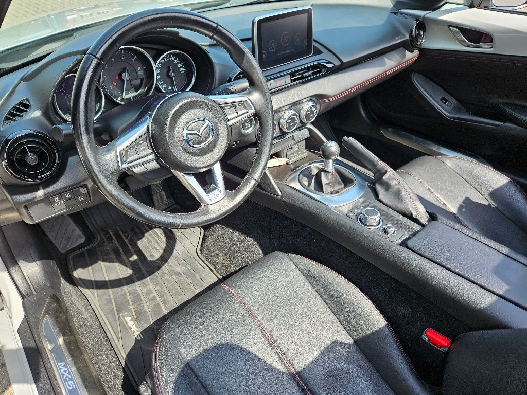 Mazda MX-5 ND 1.5i Skyactiv-G, Achterwielaandrijving, 4 cilinders, Cabriolet, Wit