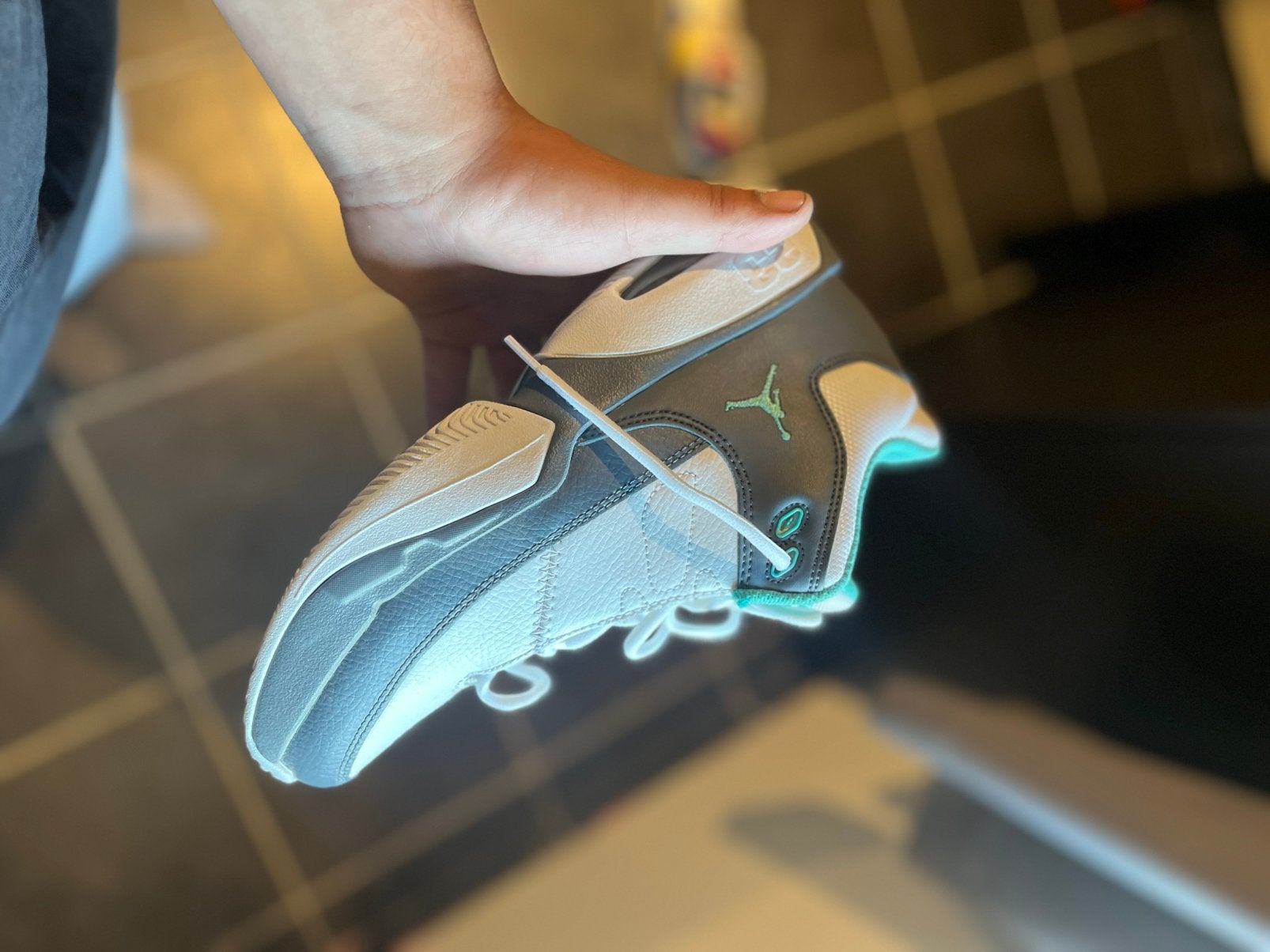 Nike jordan max aura 3, Ophalen