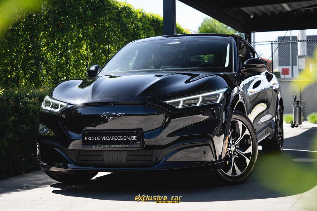 Ford Mustang Mach-E Premium RWD 99kWh, 217 kW, 0 kg, Zwart, 5 zetels