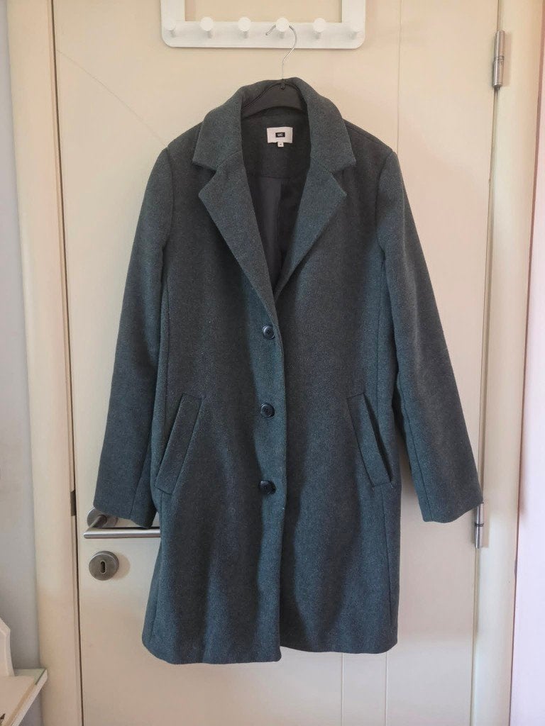 Donkergrijze/groene WE fashion mantel (gekocht voor € 130), Kleding | Dames, Jassen | Winter, WE Fashion, Zo goed als nieuw, Grijs
