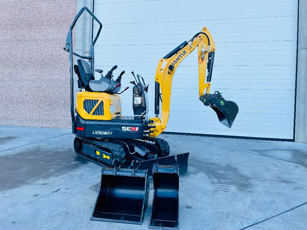 MINIGRAVER 1,2 t/ BINNENDRAAIER/ SHANTUI, Motoren, Ophalen