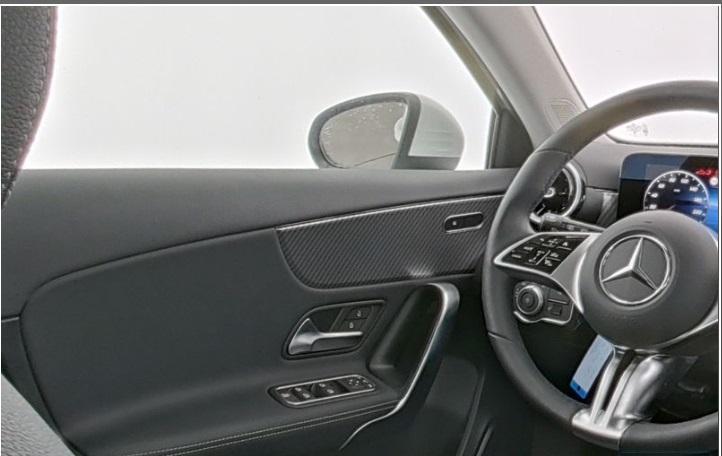 Mercedes-Benz A-klasse 220 4MATIC Hatchback Luxury Line | Tr, Automaat, Stof, Zwart, 4 cilinders