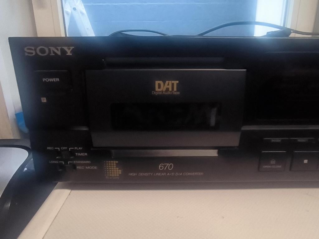 SONY-DTC 670ET690 enceinte central+Enregistreur SONY TC377, TV, Hi-fi & Vidéo, Enregistreurs audio, Enlèvement