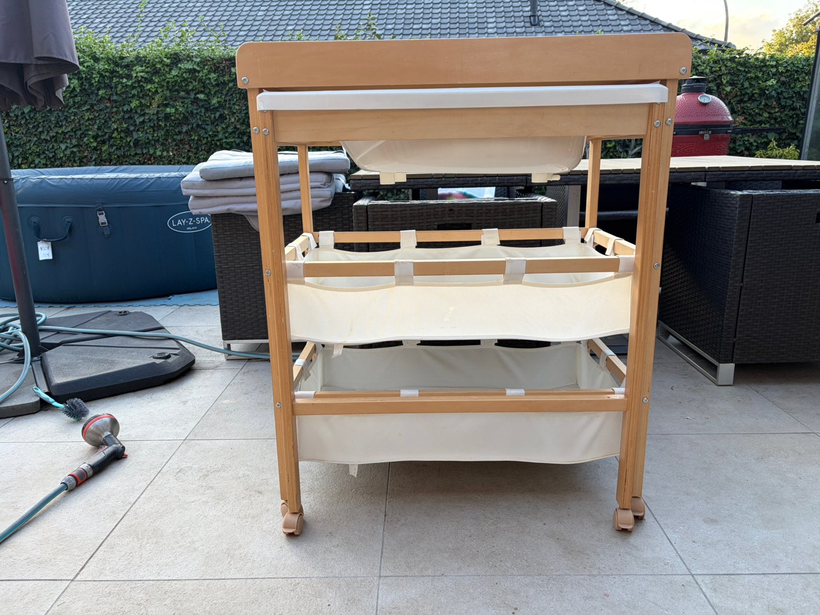 Verzorgtafel met badje, Kinderen en Baby's, Ophalen, Zo goed als nieuw, Badje