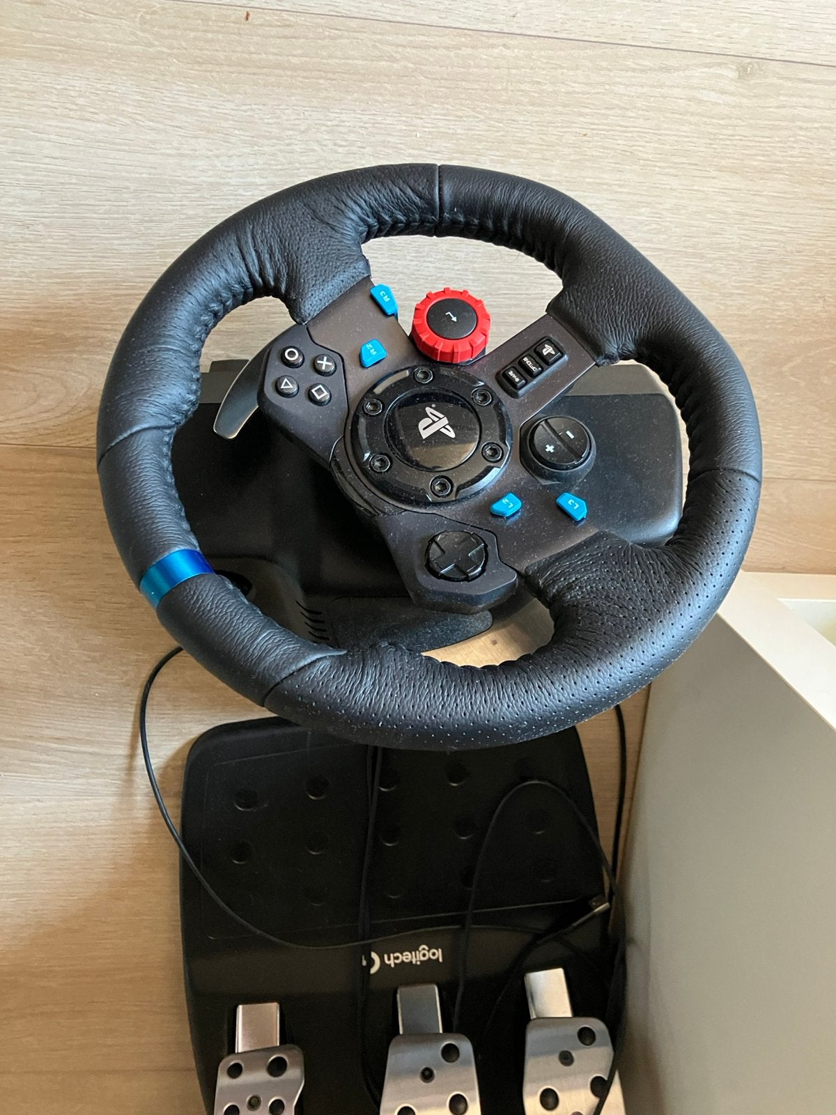 Logitech G29 met pedalen, Games en Spelcomputers, Ophalen, Gebruikt