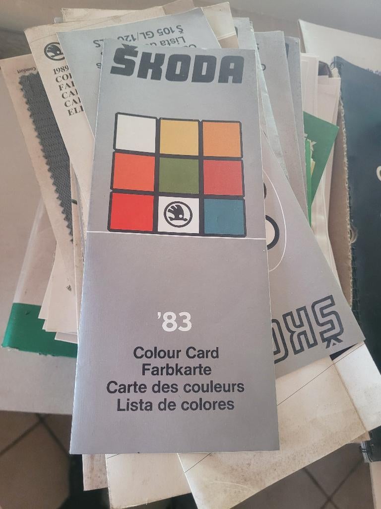Officiële kleurenkaart van Škoda 1983, Ophalen, Nieuw, Overige merken, Divers