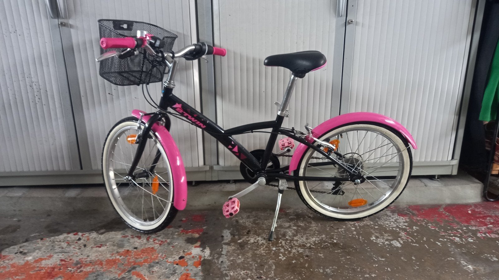 Beou vélo enfant 20pouces ( très peu utilisé avec le panier), Fietsen en Brommers, Fietsen | Cruisers en Lowriders, Ophalen of Verzenden